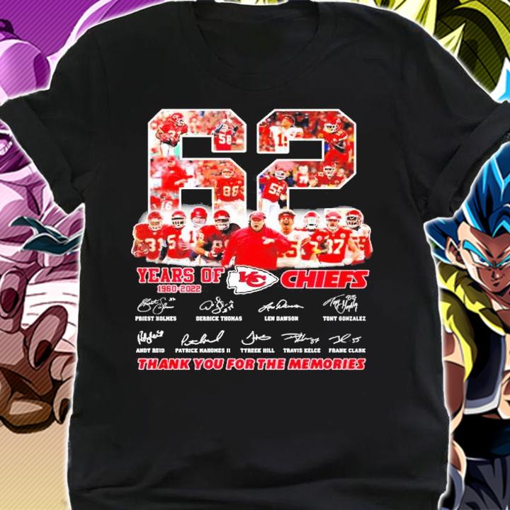 62 Years Of 1960-2022 Kansas City Chiefs Signatures Thank You For The Memories Shirt t-shirt