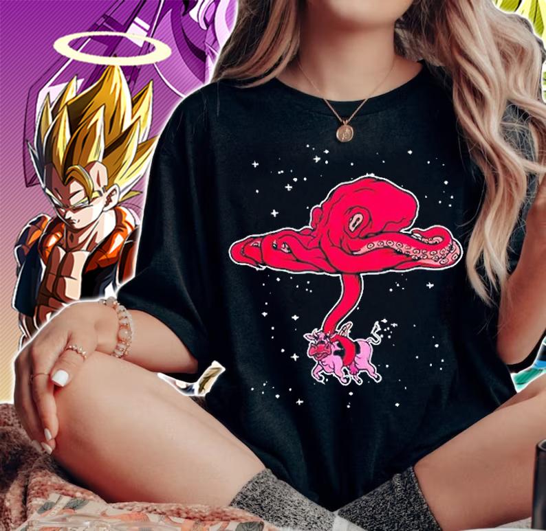Flying Octopus Kidnaps A Cow Crazy Art T-Shirt