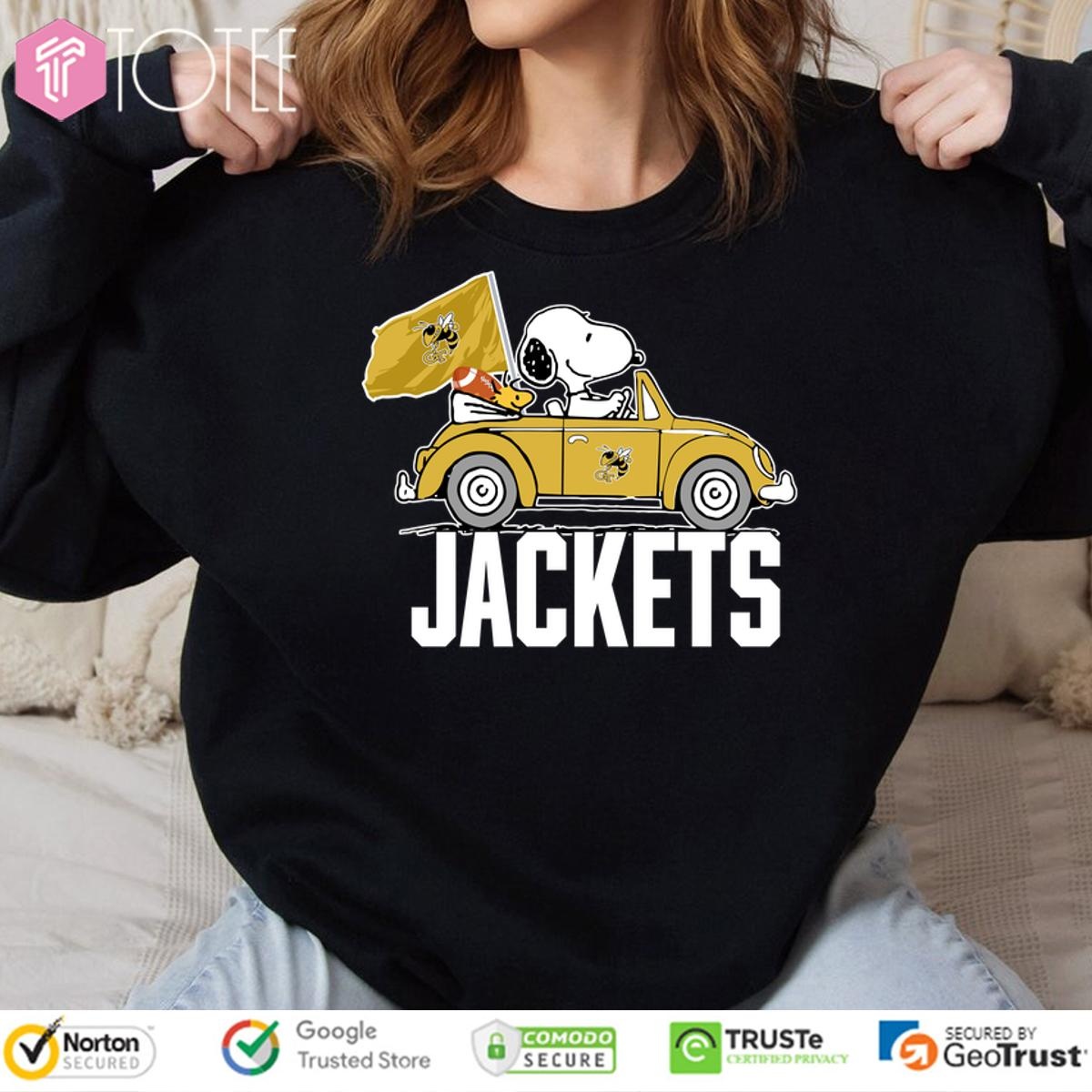 Snoopy And Woodstock Driving Car Georgia Tech Yellow Jacket sweatshirt